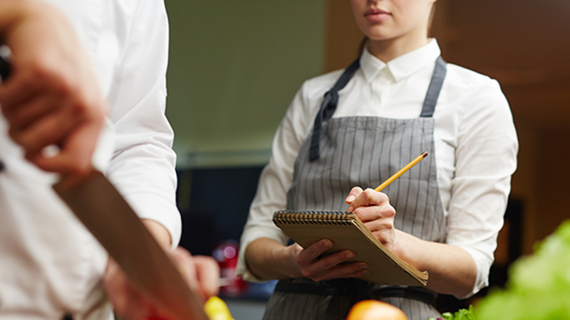 MANIPULADOR DE ALIMENTOS