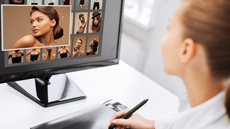 PHOTOSHOP